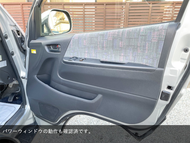 ハイエース　ビークル　フューチャー4WD